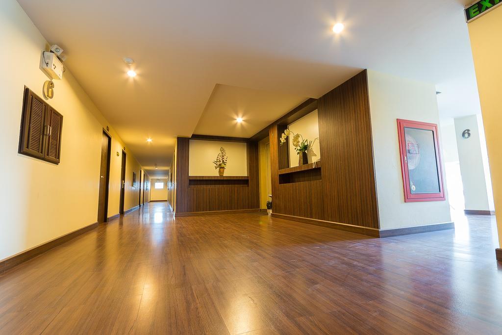 Sinkiat Buri Hotel Szatun Kültér fotó