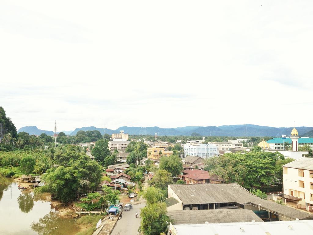 Sinkiat Buri Hotel Szatun Kültér fotó