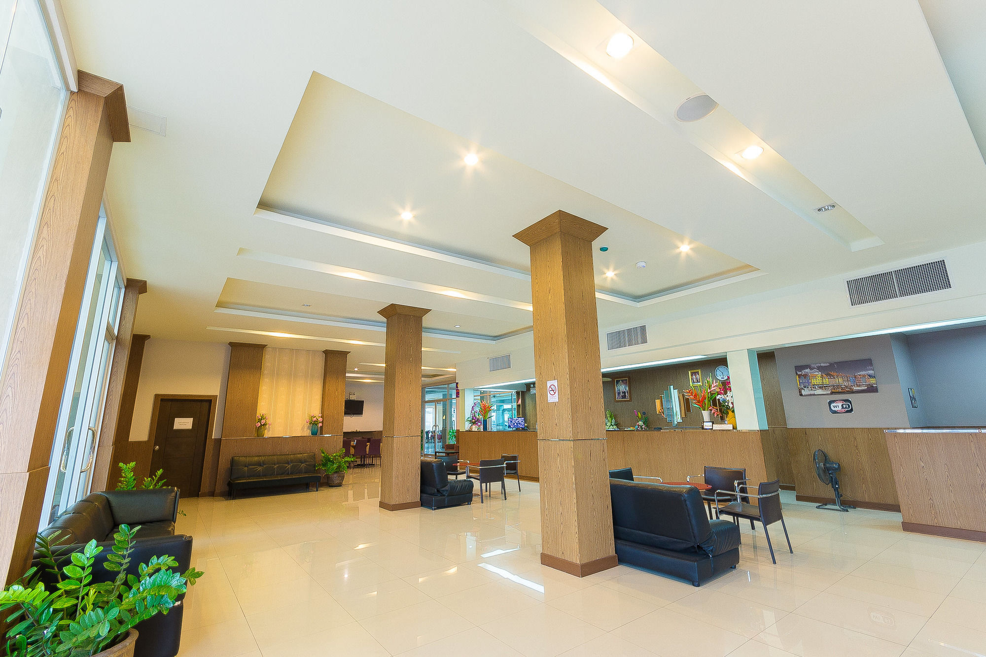 Sinkiat Buri Hotel Szatun Kültér fotó